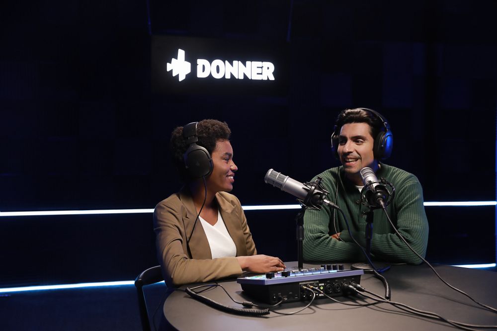 Donner (唐農(nóng)) PC-02 模擬調(diào)音臺