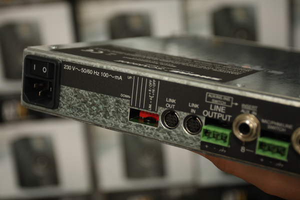 Shure 舒爾 SCM800 機(jī)架調(diào)音臺