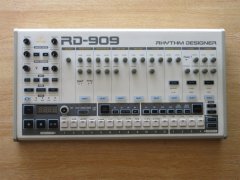 Behringer RD-909 詳細(xì)功能出爐，價(jià)格在 400 - 500 美元