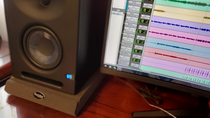 「監(jiān)聽之眼」正在盯著你:PreSonus ERIS E5 XT 超詳細(xì)評(píng)測(cè)