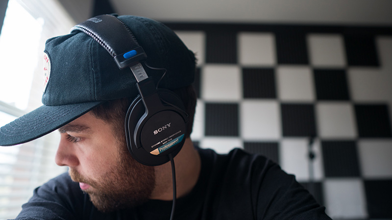 SONY MDR-7506:專業(yè)錄音師三十年來(lái)的選擇