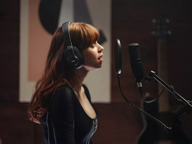 評測：AKG K371 專業(yè)耳機(jī)——揭秘為何音樂人獨愛 TA